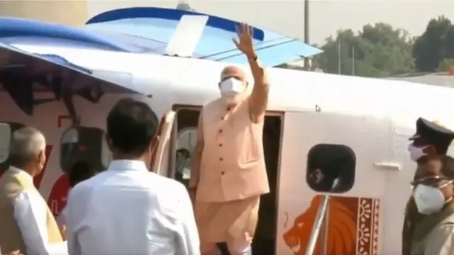 సీప్లేన్‌లో నరేంద్ర మోదీ