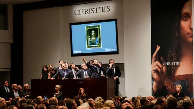 Some buyers for di auction sale.