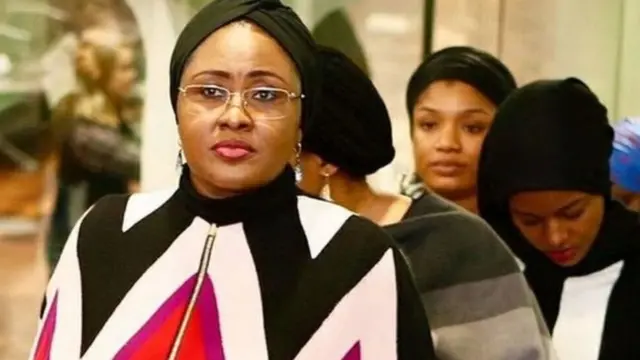 Aisha Buhari da wasu daga cikin 'ya'yanta