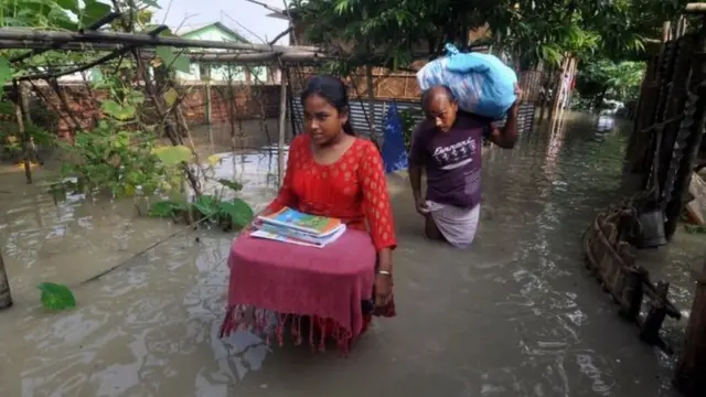 ရေကြီးလို့ ရွှေ့ရပြောင်းရတာဟာ အိန္ဒိယမှာ ကြုံတွေ့နေကျ ဒုက္ခဖြစ်