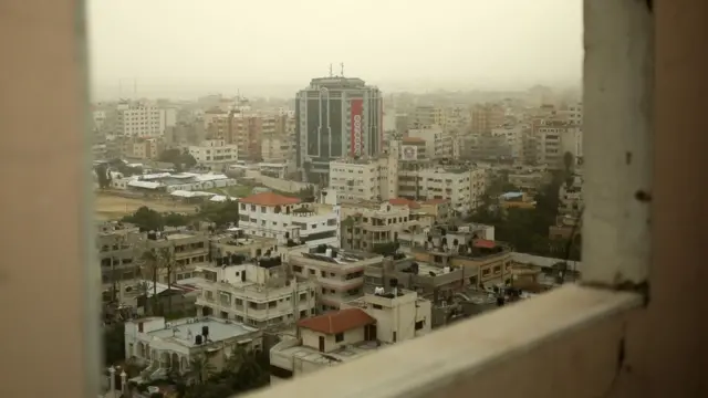 গাজায় বাস করে ১৮ লক্ষেরও বেশি লোক