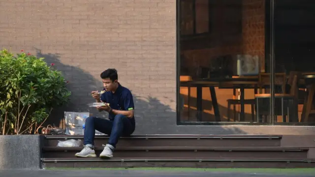 ผ่อนคลายร้านอาหาร