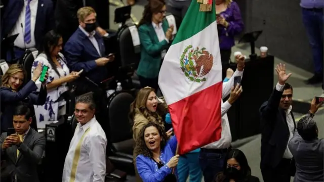 Diputados rechazan la reforma eléctrica