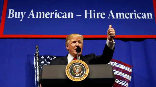 Donald Trump ante trabajadores de Wisconsin