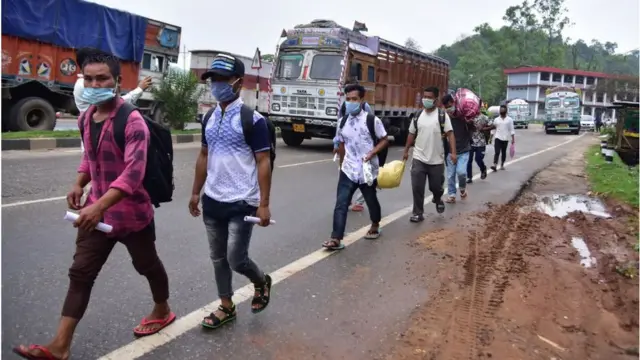 నిరుద్యోగులు
