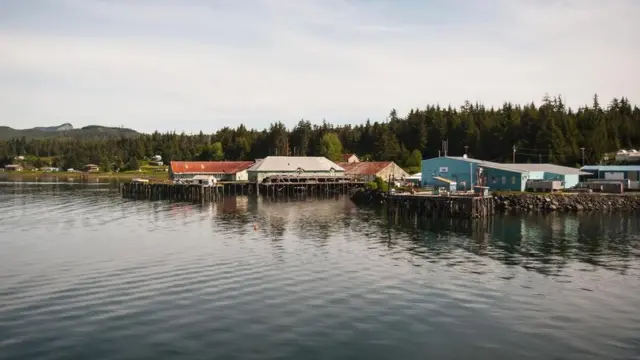 Un pueblo en la entrada Dixon