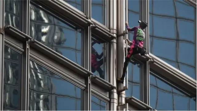 अॅलन रॉबर्ट