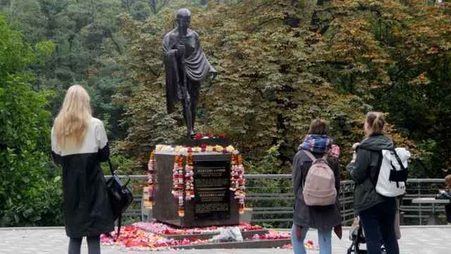 Монумент Ганді у Києві