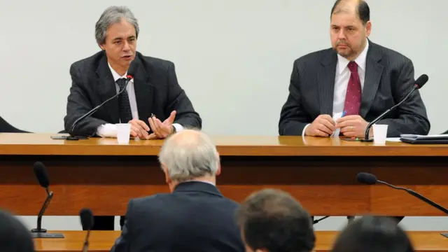 Mozart Neves Ramosroleta decidefotoroleta decide2011, durante audiência na Câmara