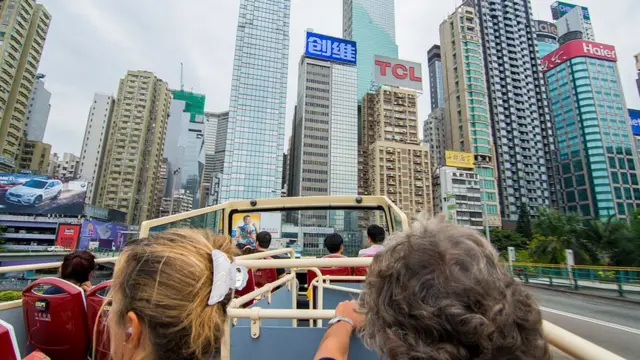 হংকংয়ে টুরিস্ট বাস