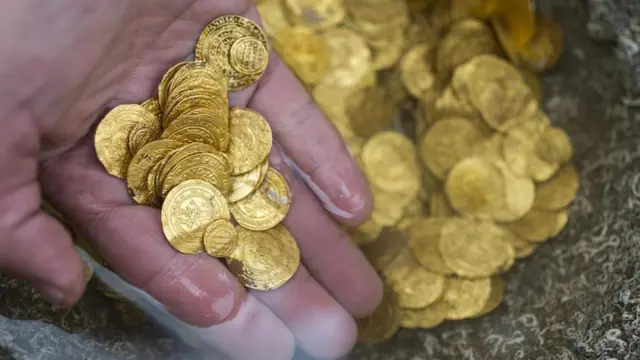 金币