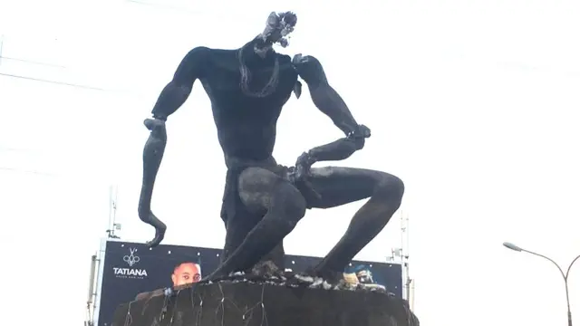 Ihe akpụrụakpụ a kụriri