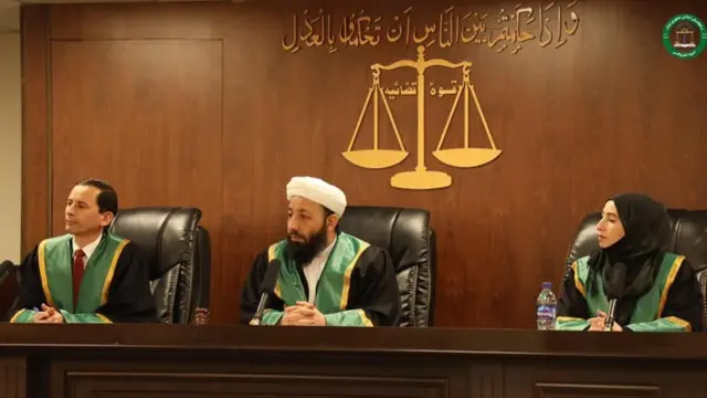څارنوالان