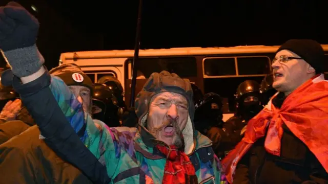 Протестувальники