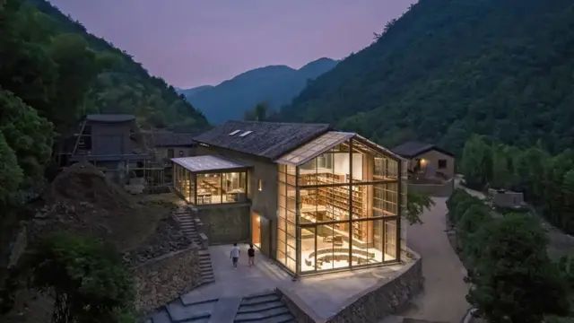 칭롱우 캡슐 호텔 도서관, 아틀리에 tao+c