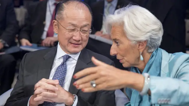 Jim Yong, do Banco Mundial, ao ladomelhores casas de apostas para cassinoChristine Lagarde, do FMI; para Batista, banco dos BRICS deve ser complementar ao Banco Mundial