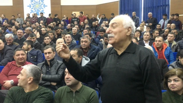 Diqlas Ticarət Mərkəzində zərərçəkən sahibkarlar