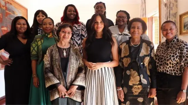 메건 왕자비는 남아공 여성 리더들과 회동하는 자리를 가졌다