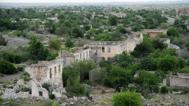 руины Агдама