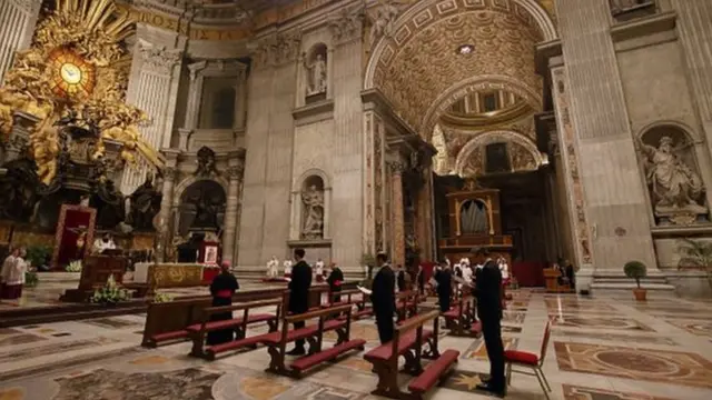 Igitaramo cya Pasika cyitabiriwe n'abantu babarirwa mu macumi