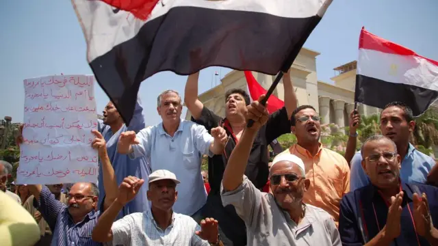 احتجاجات خرجت 2013 بعد عزل مرسي