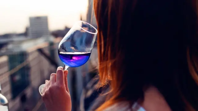 Vino azul