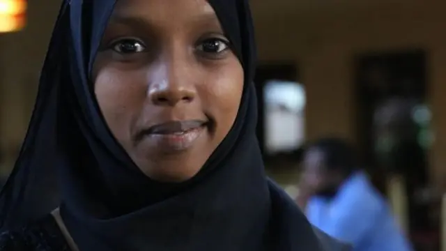 Wanawake na wasichana nchini Kenya wana bahati kubwa ya kupata simu ikilinganishwa na wanaume lakini hatua hiyo huja na gharama