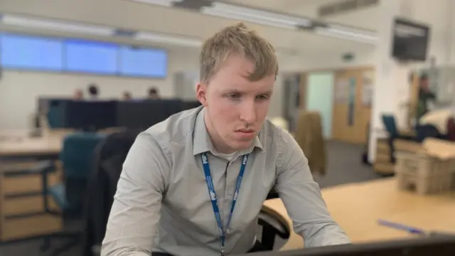 کامرون به خاطر حمله‌های سایبری توسط مرکز ملی جرم بازداشت شد