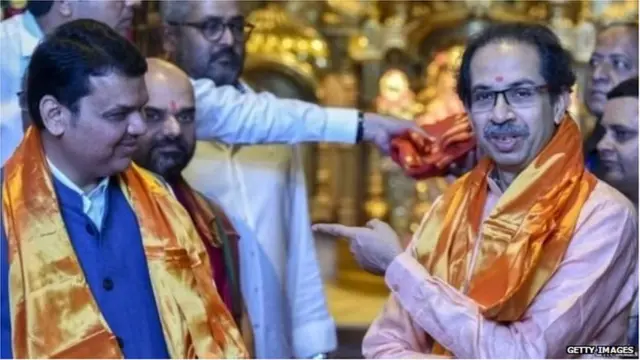 देवेंद्र फडणवीस आणि उद्धव ठाकरे