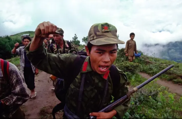 माओवादी लडाकु