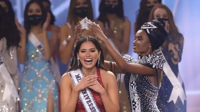 แอนเดรีย เมซา สาวงามและนางแบบวัย 26 ปีตัวแทนประเทศเม็กซิโก