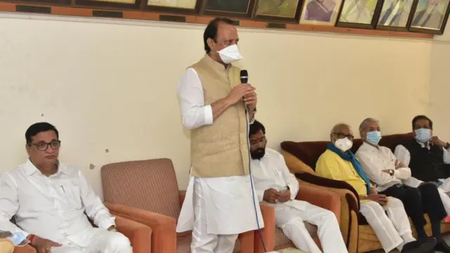 अजित पवार