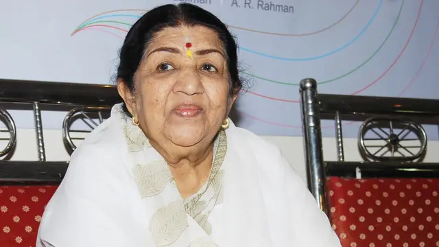 लता मंगेशकर