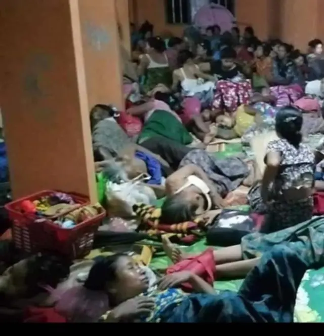 စစ်ရှောင်စခန်းတစ်ခု က ဒုက္ခသည်များ