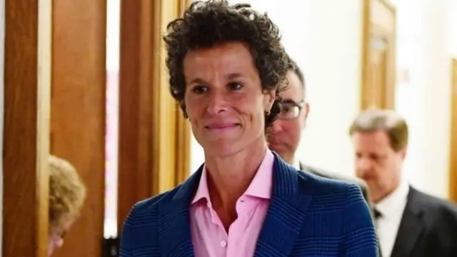 एंड्रिया कॉन्स्टैंड