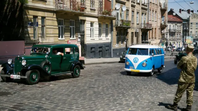 Фестиваль ретро автомобілів у Львові
