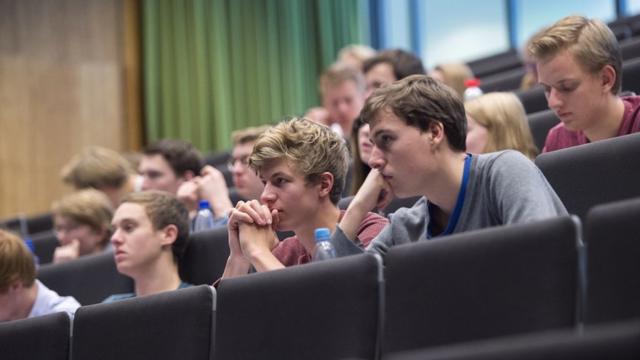 Estudiantes en clase en la Universidad de Utrecht