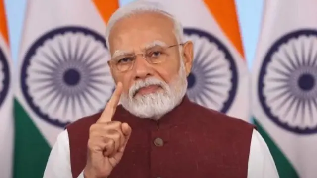 नरेंद्र मोदी