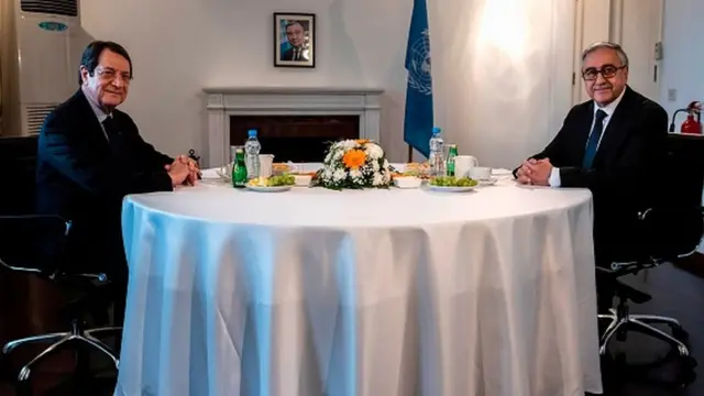 Nikos Anastasiades ve Mustafa Akıncı