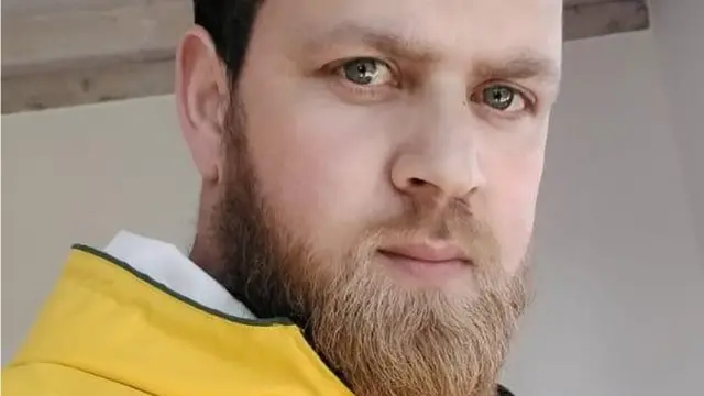 पीपीई किट निर्माता