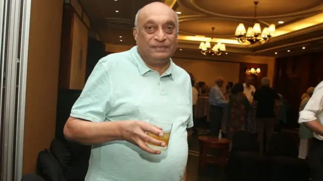 ભાઈચંદ પટેલ તેમની પાર્ટીઓ માટે વિખ્યાત છે.