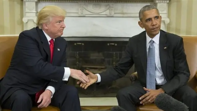 Trump e Obama no Salão Oval da Casa Branca