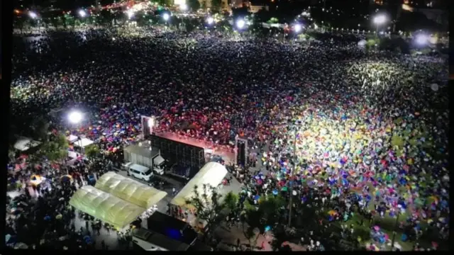 ผู้ชุมนุมยึดพื้นที่ครึ่งหนึ่งของสนามหลวงในการชุมนุมเมื่อวันที่ 19-20 ก.ย.