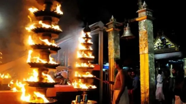 કેરળના સબરીમાલા મંદિરનો ફોટોગ્રાફ