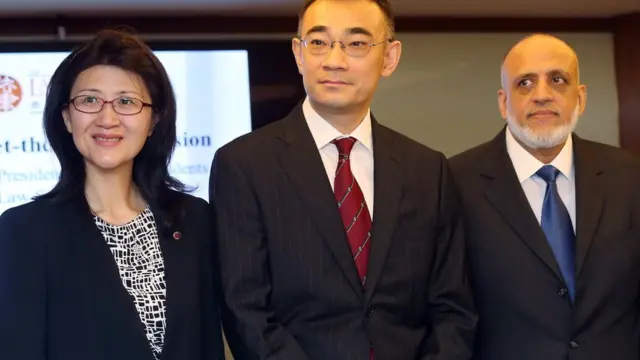 现任律师会会长彭韵僖(图左)被视为亲建制派。(资料图片)