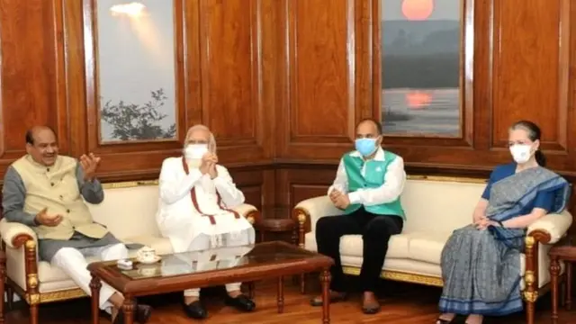 सरकार और विपक्ष की बैठक