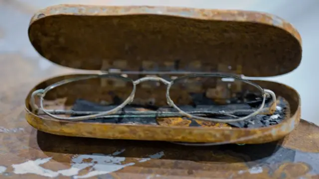 Lentes de ver de una de las víctimas del 9/11