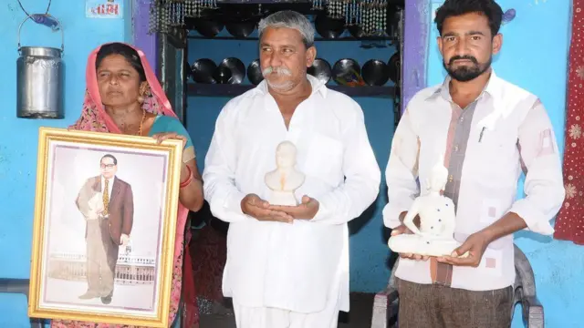 ઉનાકાંડના પીડિત પરિવારની તસવીર