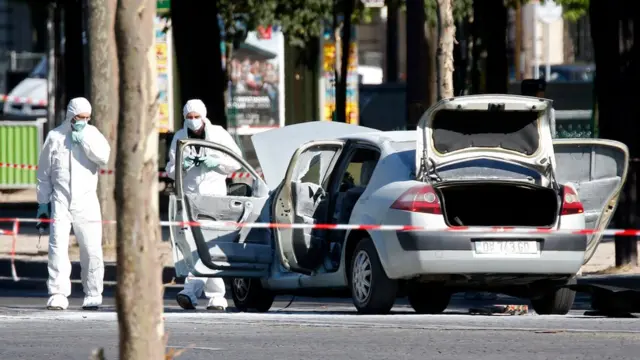 Paris, Prancis, teror