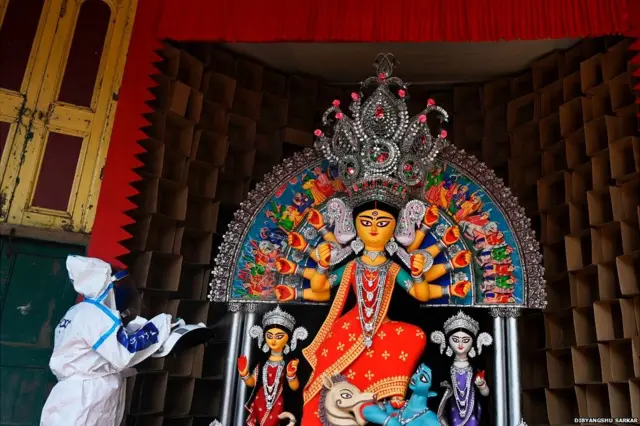 दुर्गापूजा की तैयारी